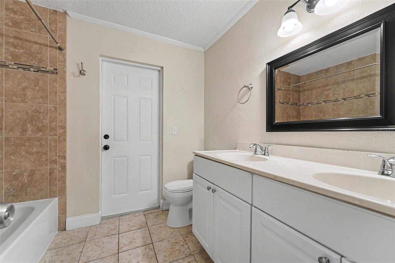 OAK FOREST UNIT 1 - Residential