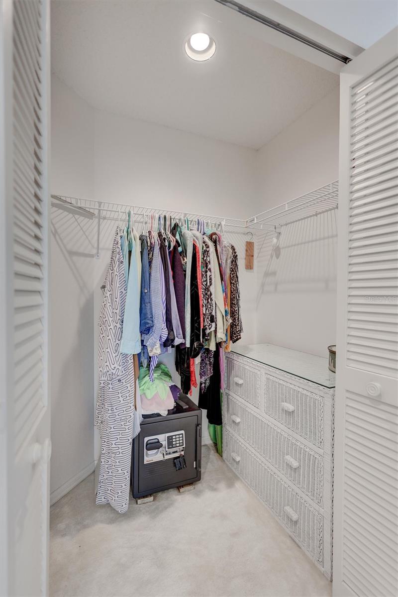 INLETS SEC 04 - Residential