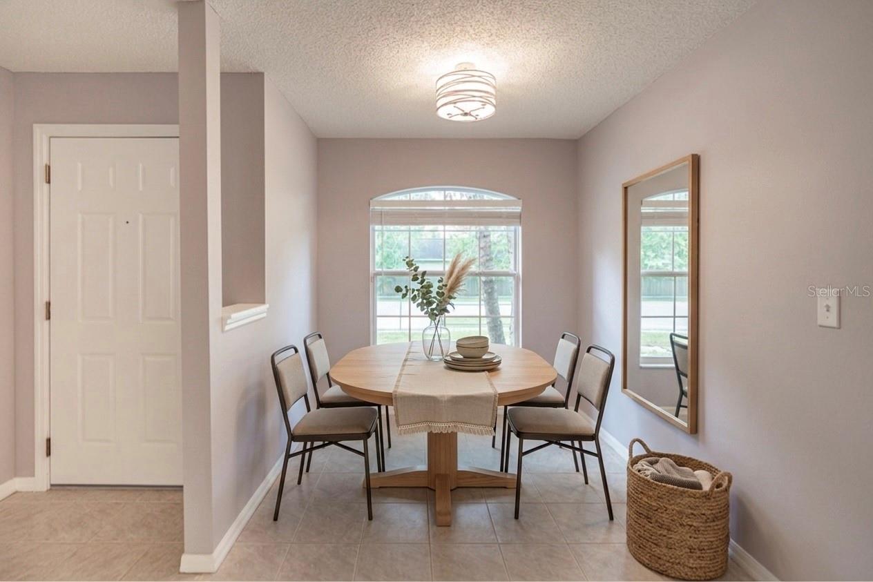 LAKE BARTON PARK - Residential