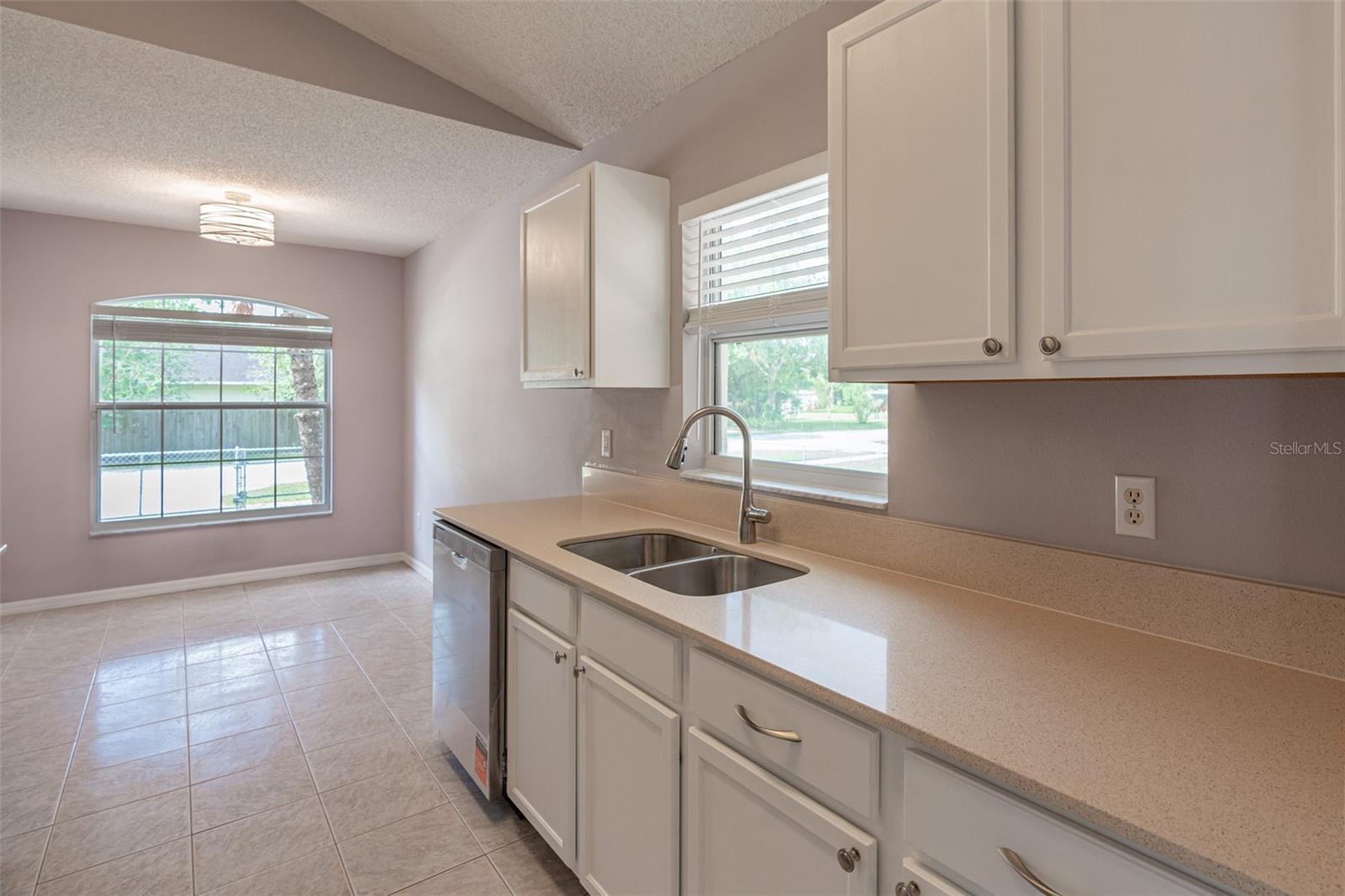 LAKE BARTON PARK - Residential