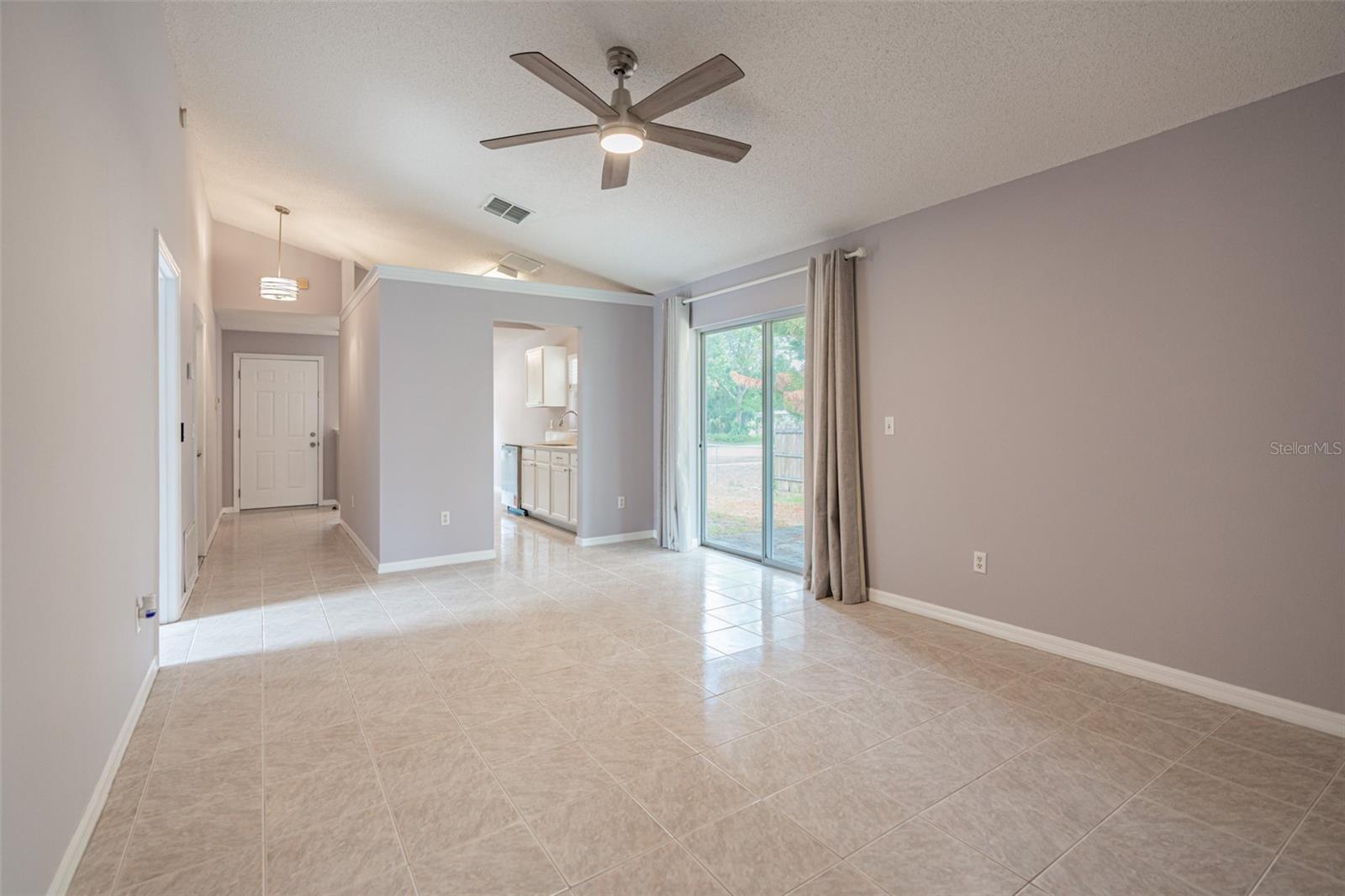 LAKE BARTON PARK - Residential