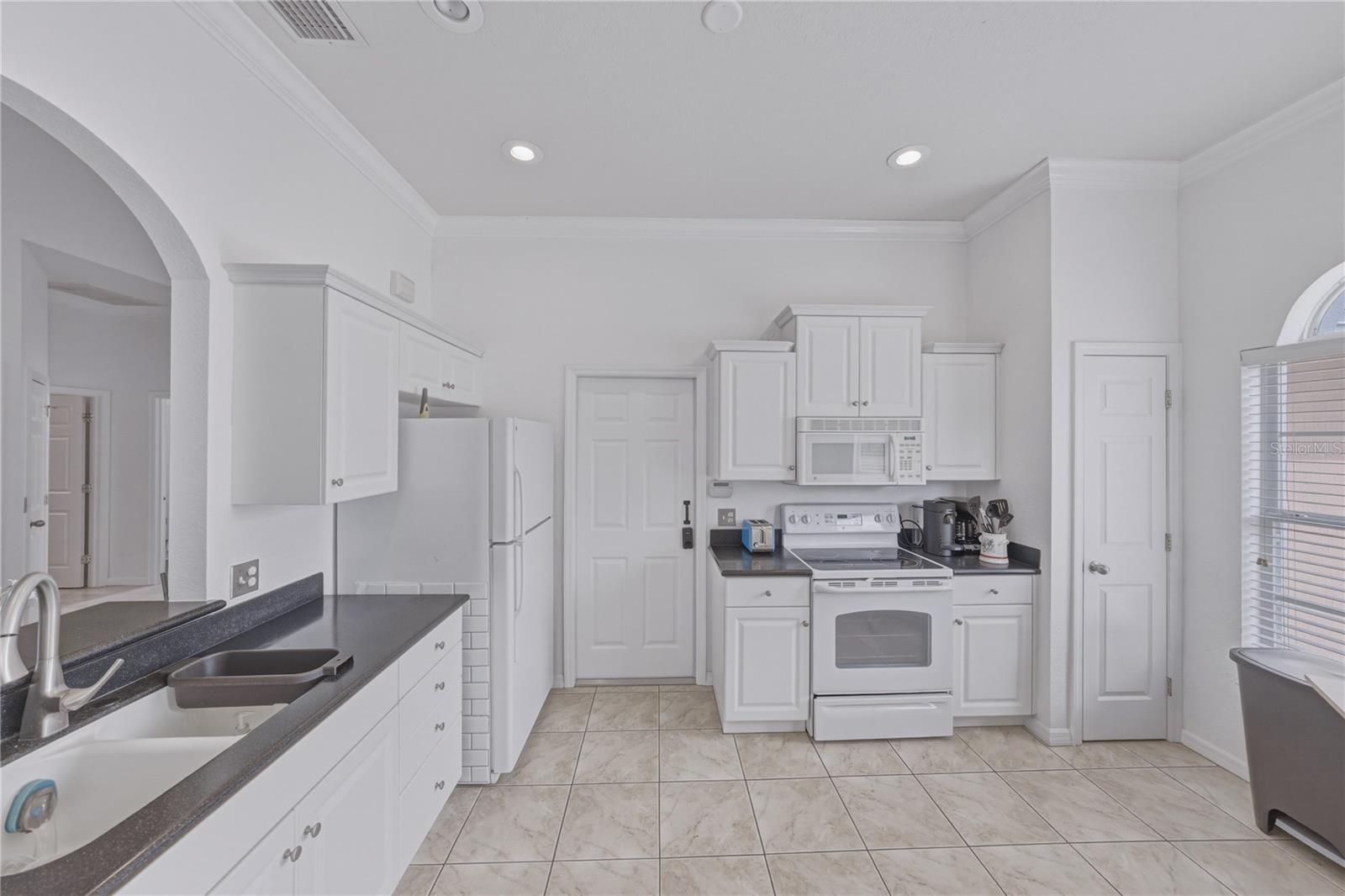 FAIRWAY OAKS PB 92 PGS 30 & 31 - Residential