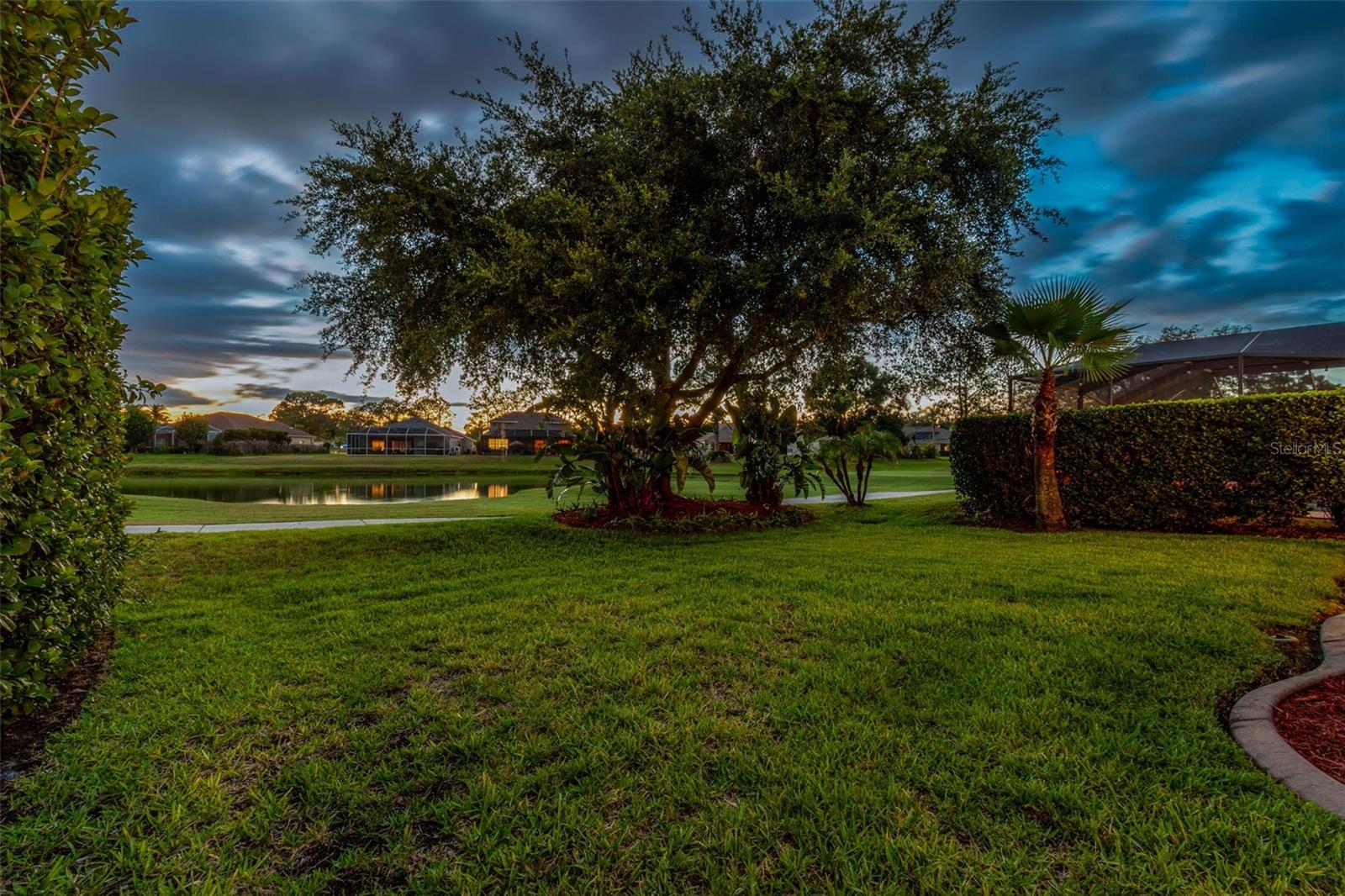 PLANTATION PALMS PH 06 - Residential