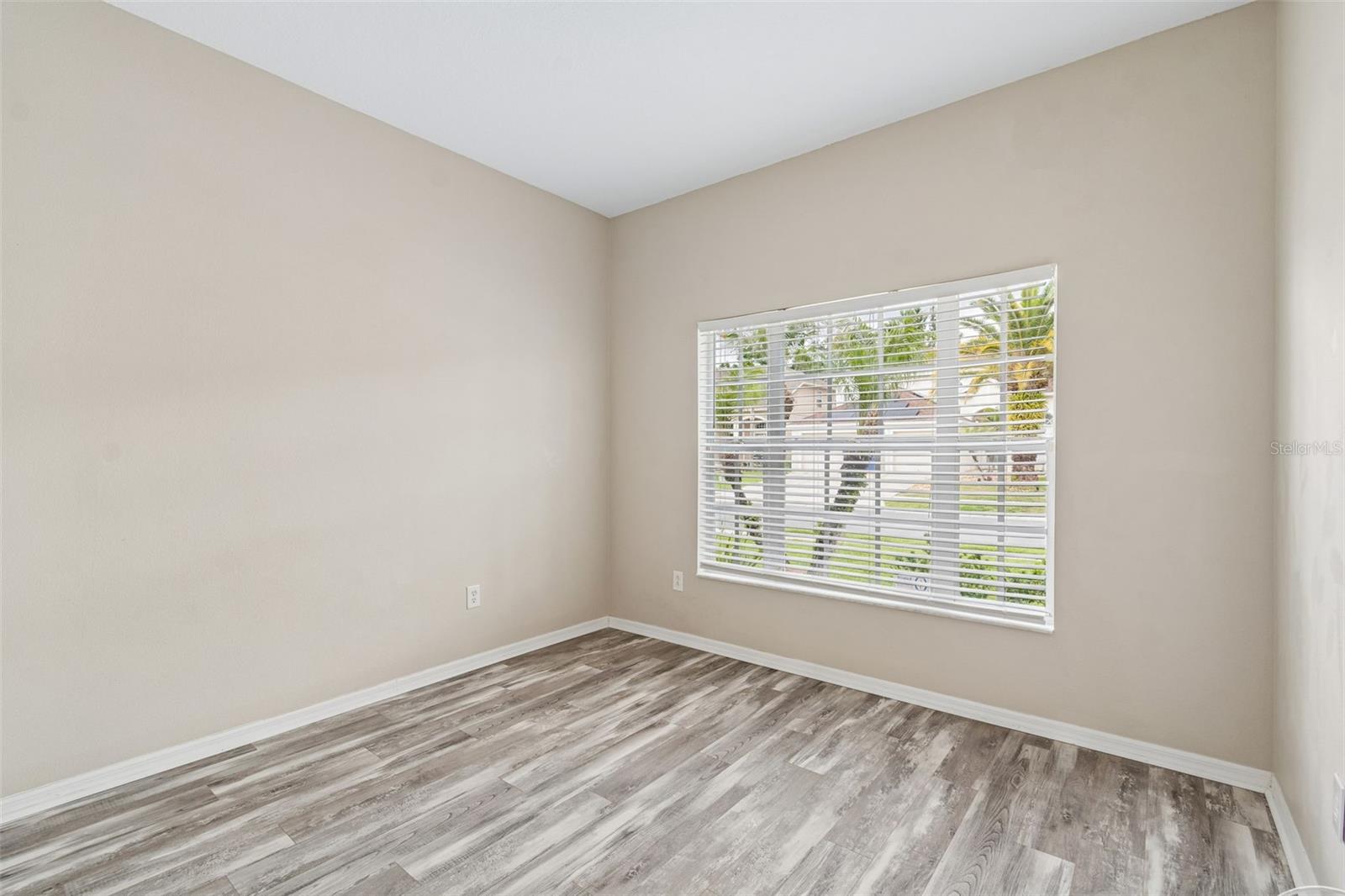 PLANTATION PALMS PH 06 - Residential