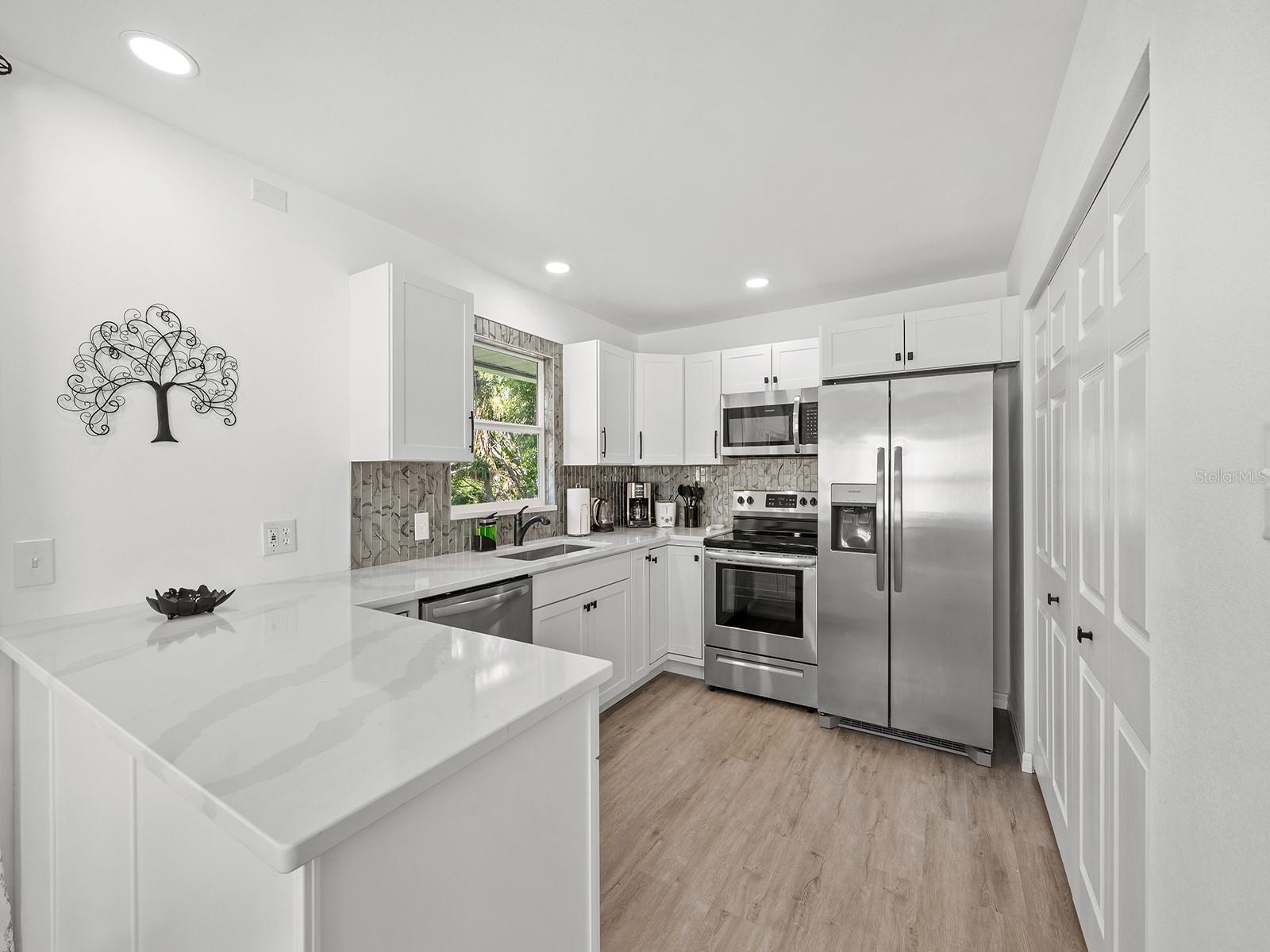 SCHMIDTS - Residential Lease