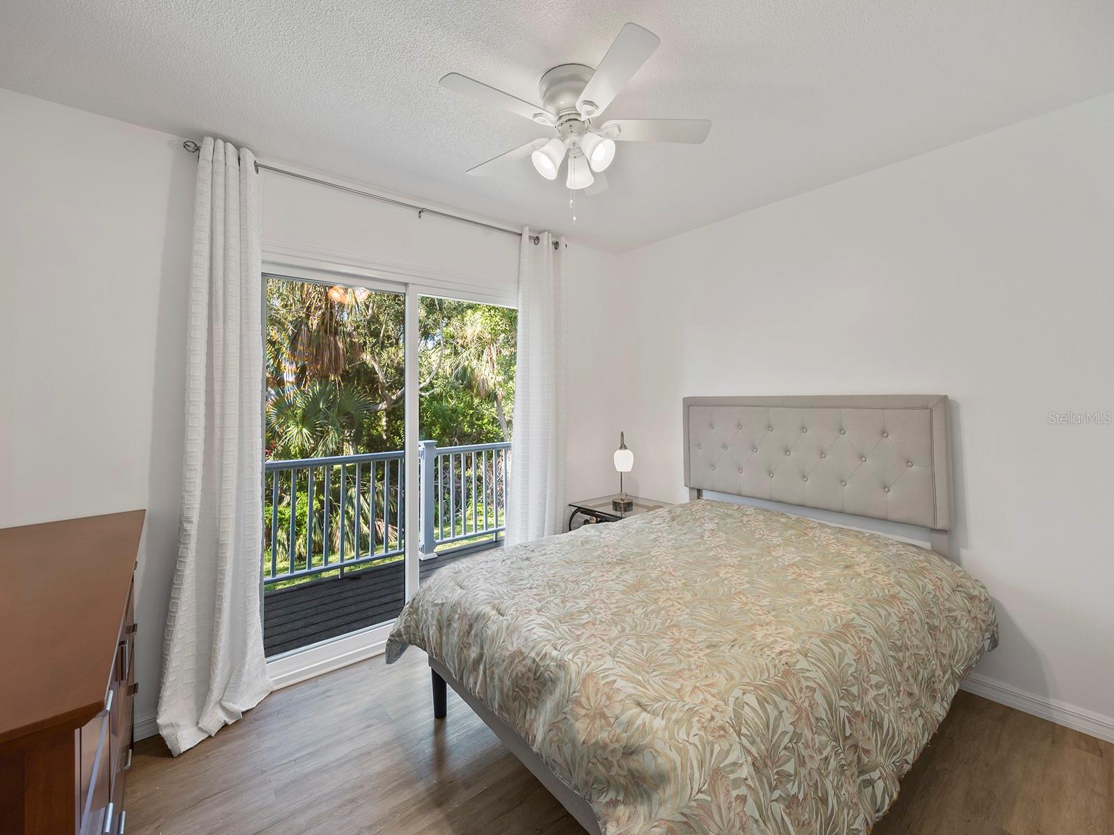 SCHMIDTS - Residential Lease