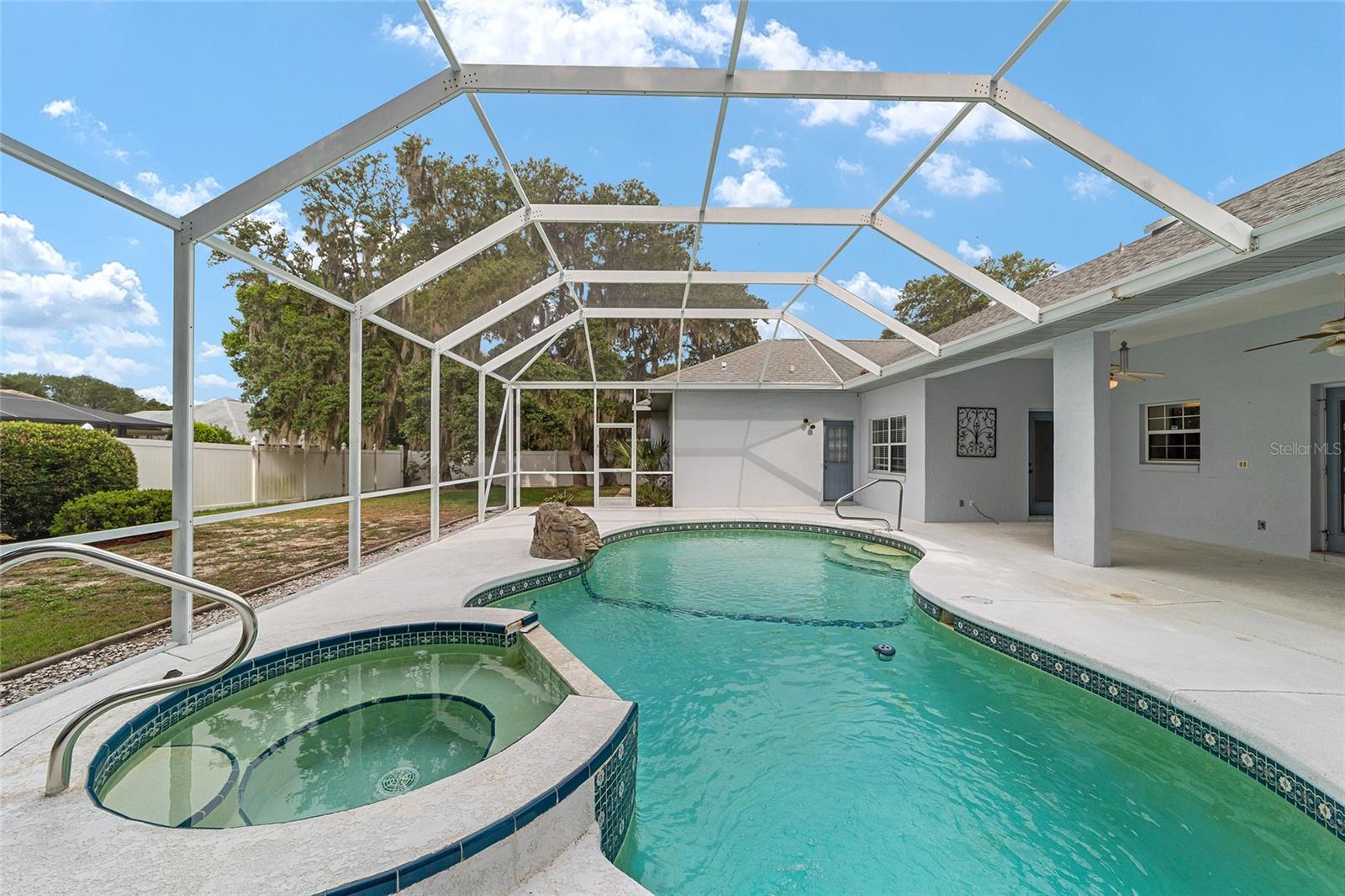 MAJESTIC OAKS SECOND ADD - Residential
