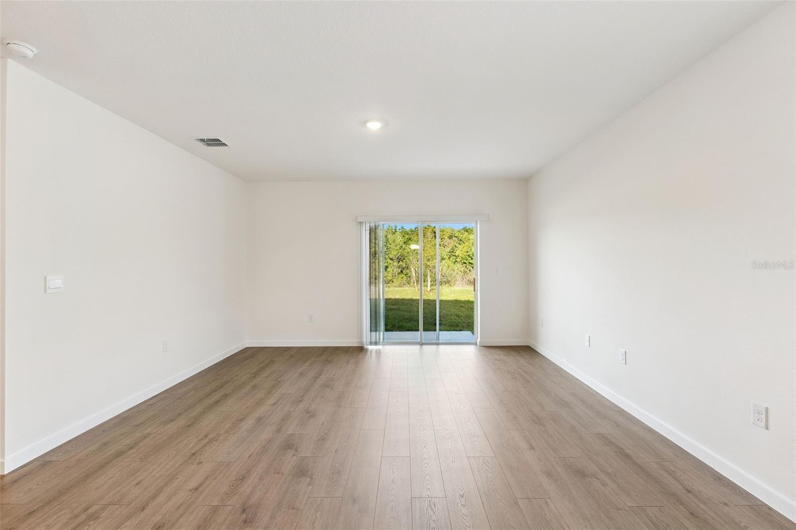 KINDRED - Residential Lease