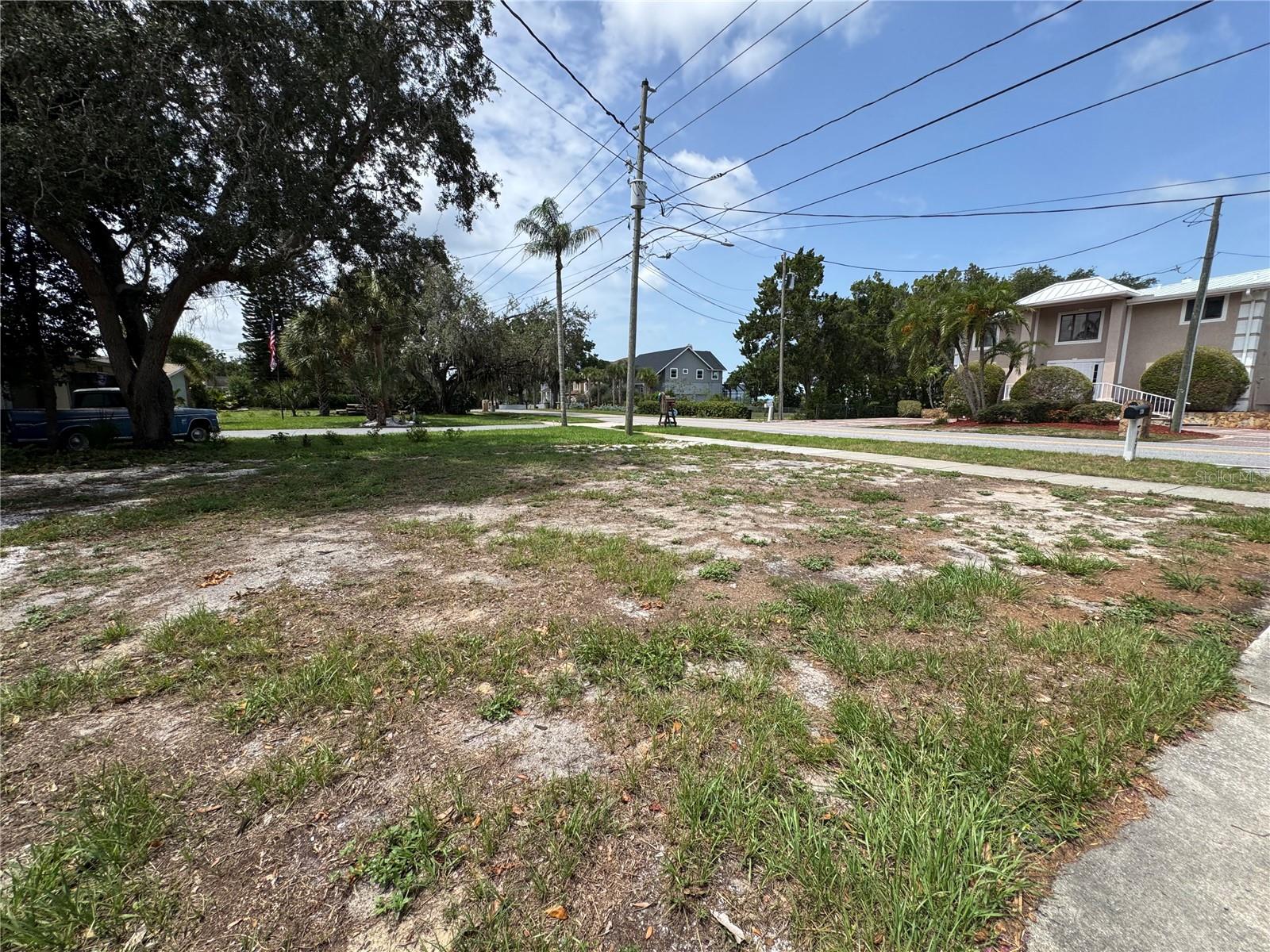 EL HOADLEYS ADD - Residential