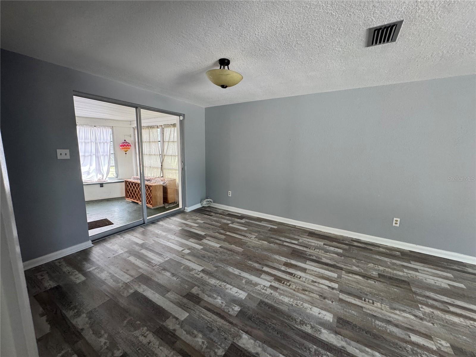 EL HOADLEYS ADD - Residential