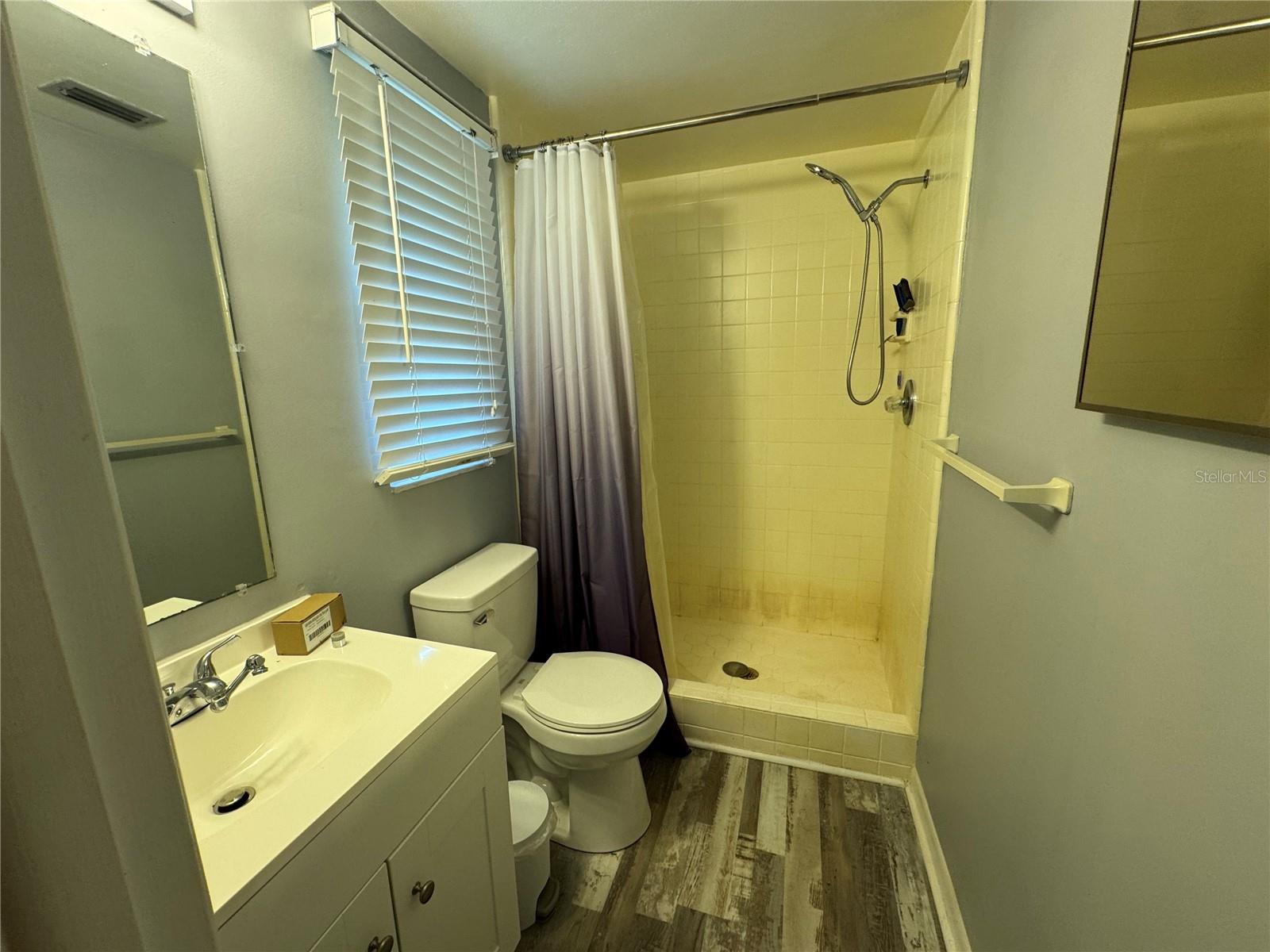 EL HOADLEYS ADD - Residential