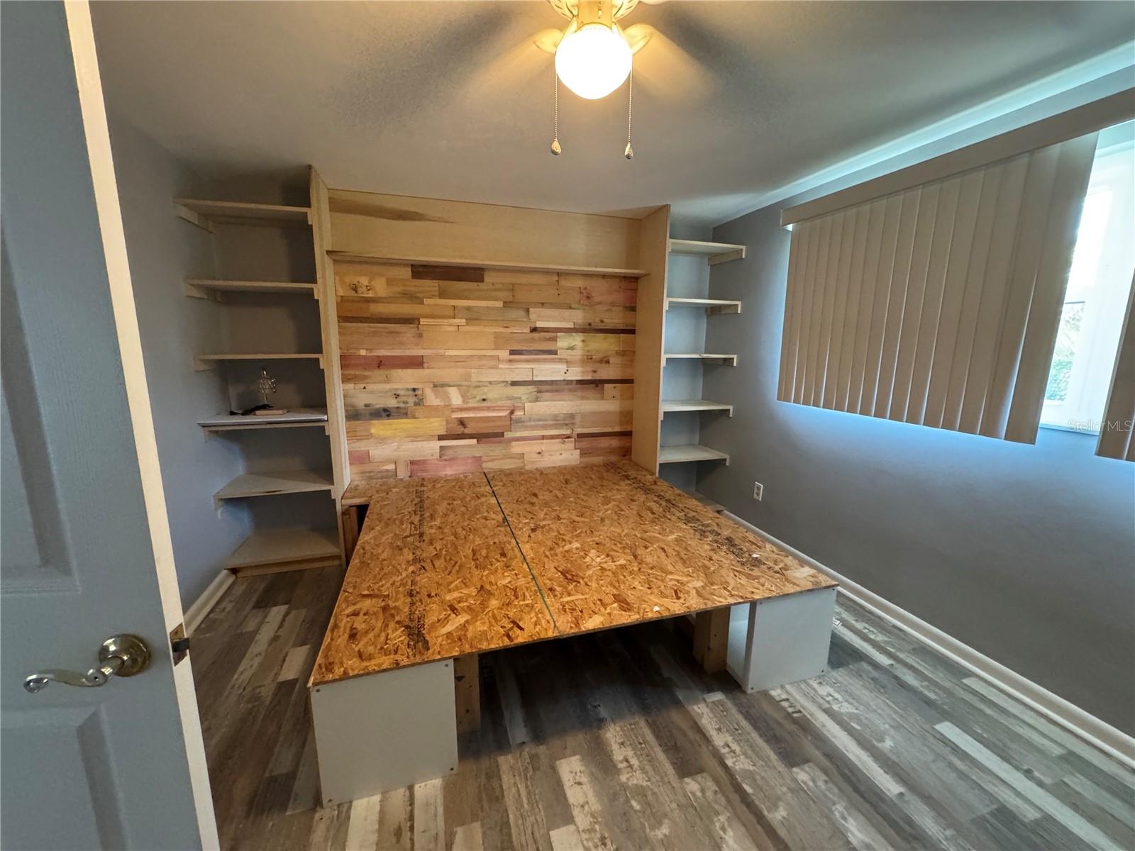 EL HOADLEYS ADD - Residential