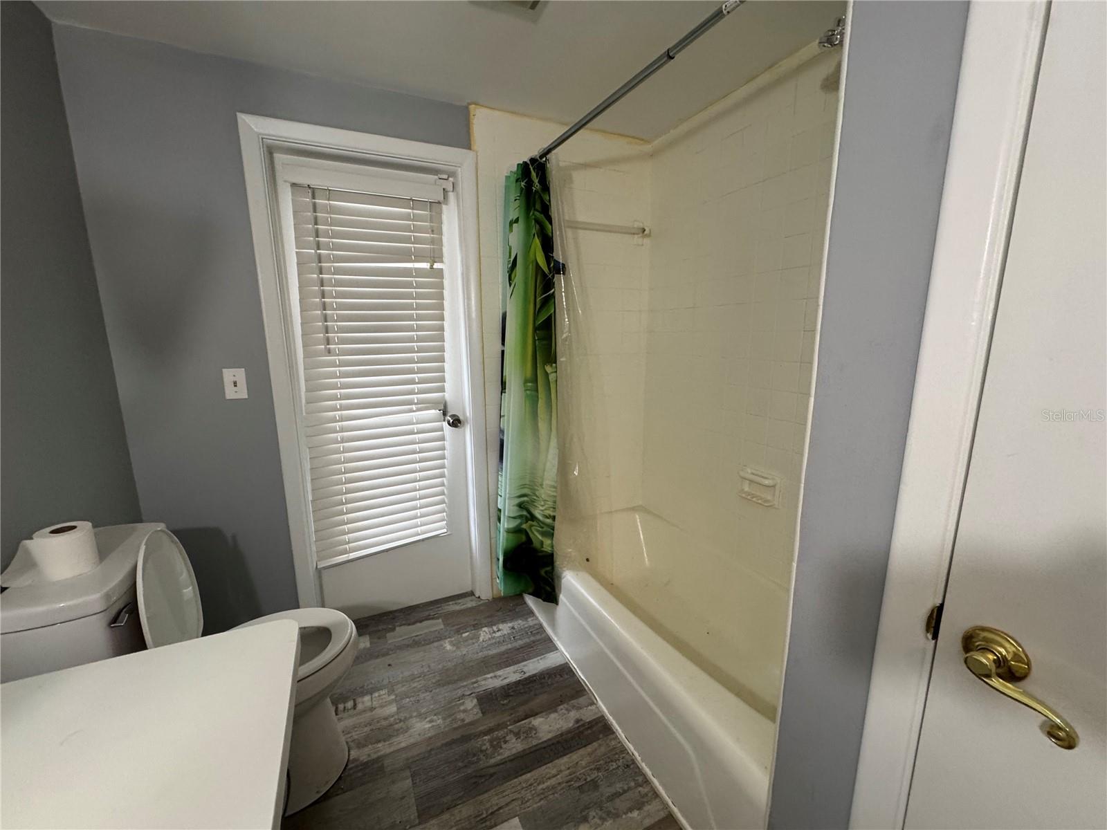 EL HOADLEYS ADD - Residential