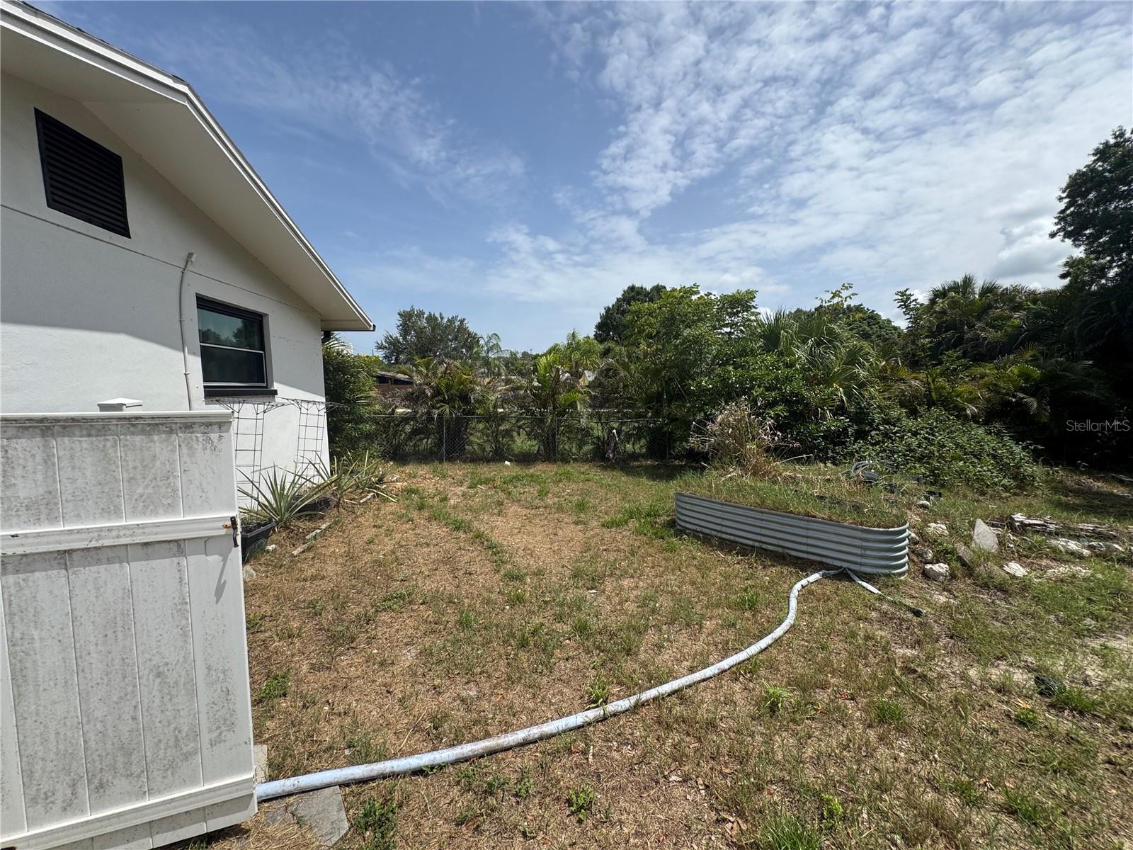 EL HOADLEYS ADD - Residential