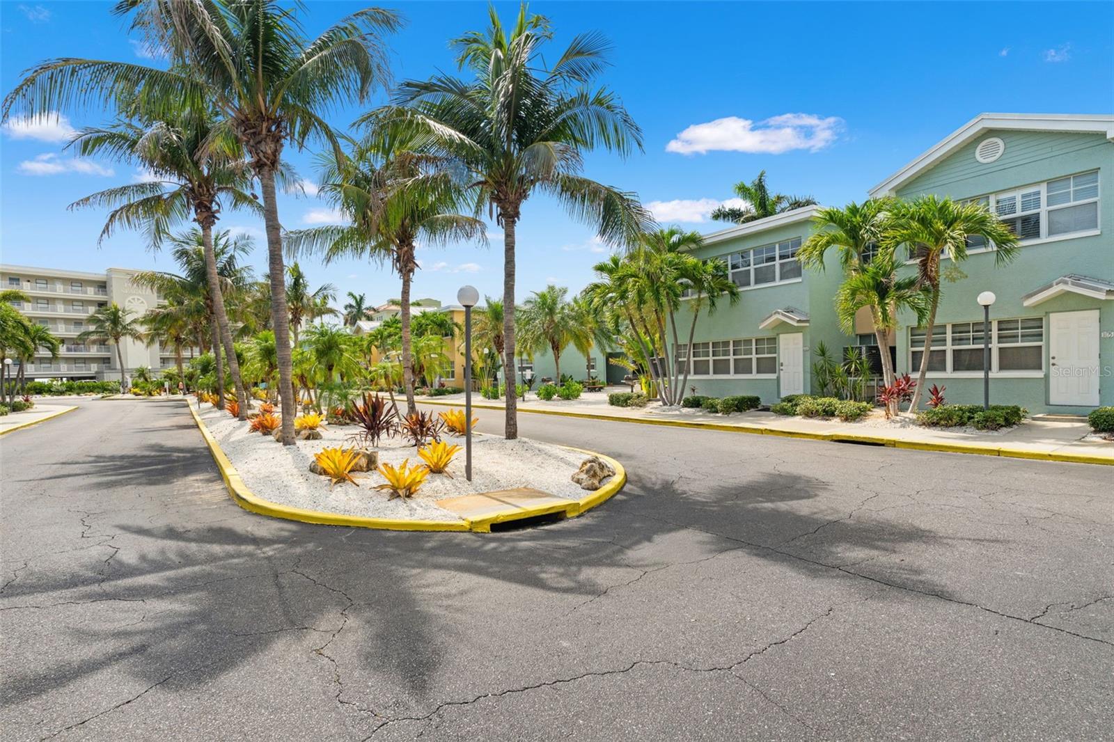 BAREFOOT BEACH RESORT OF INDIAN SHORES - Residential