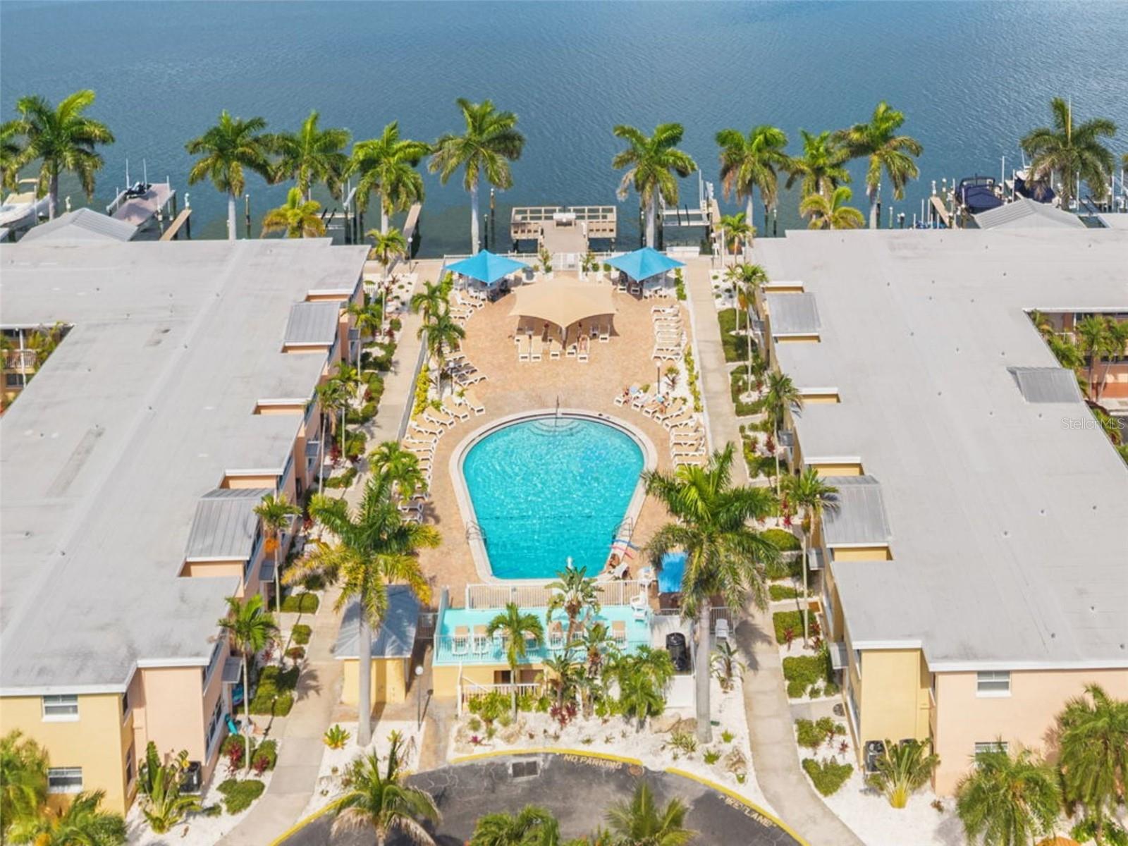 BAREFOOT BEACH RESORT OF INDIAN SHORES - Residential