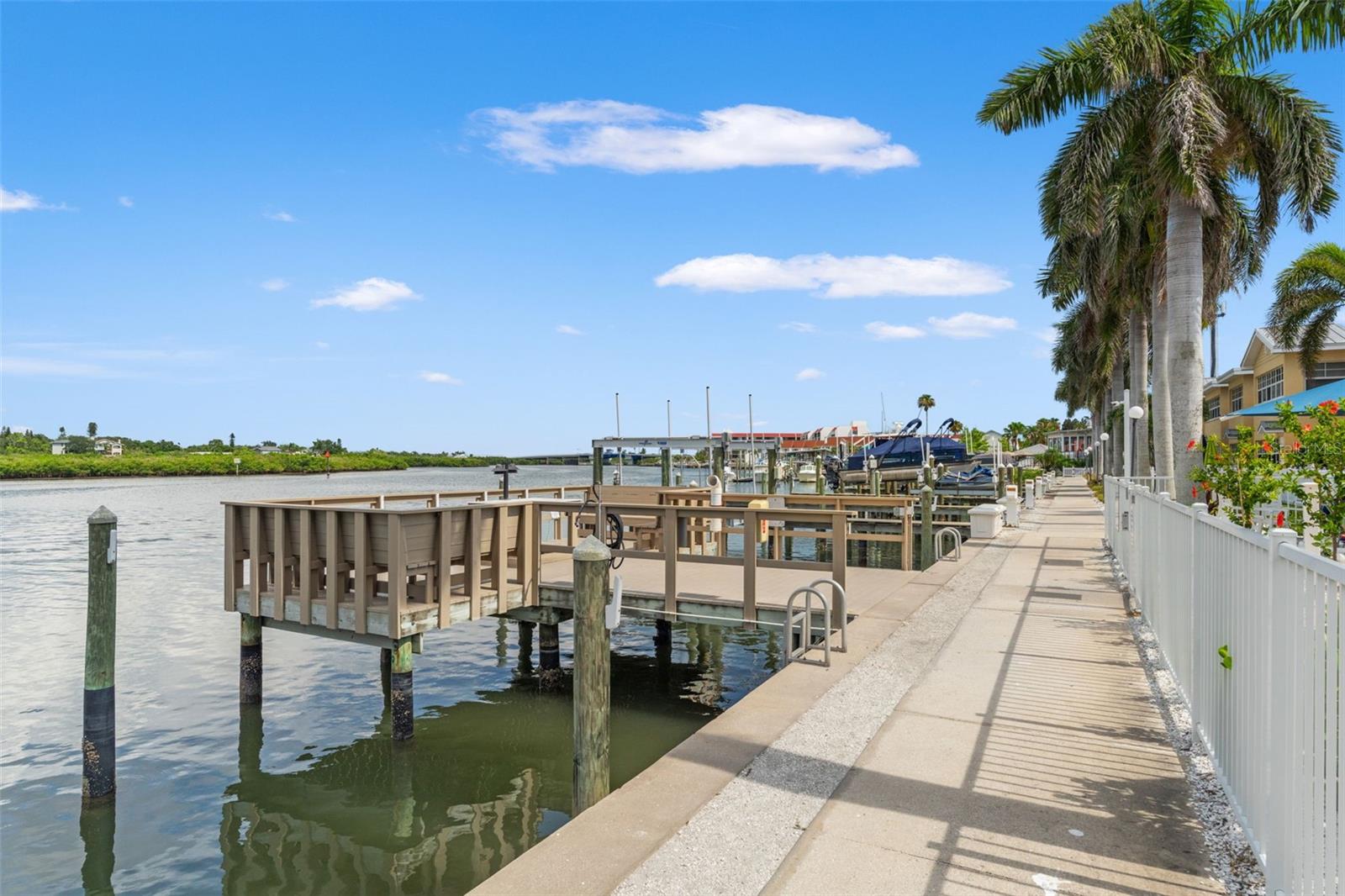 BAREFOOT BEACH RESORT OF INDIAN SHORES - Residential