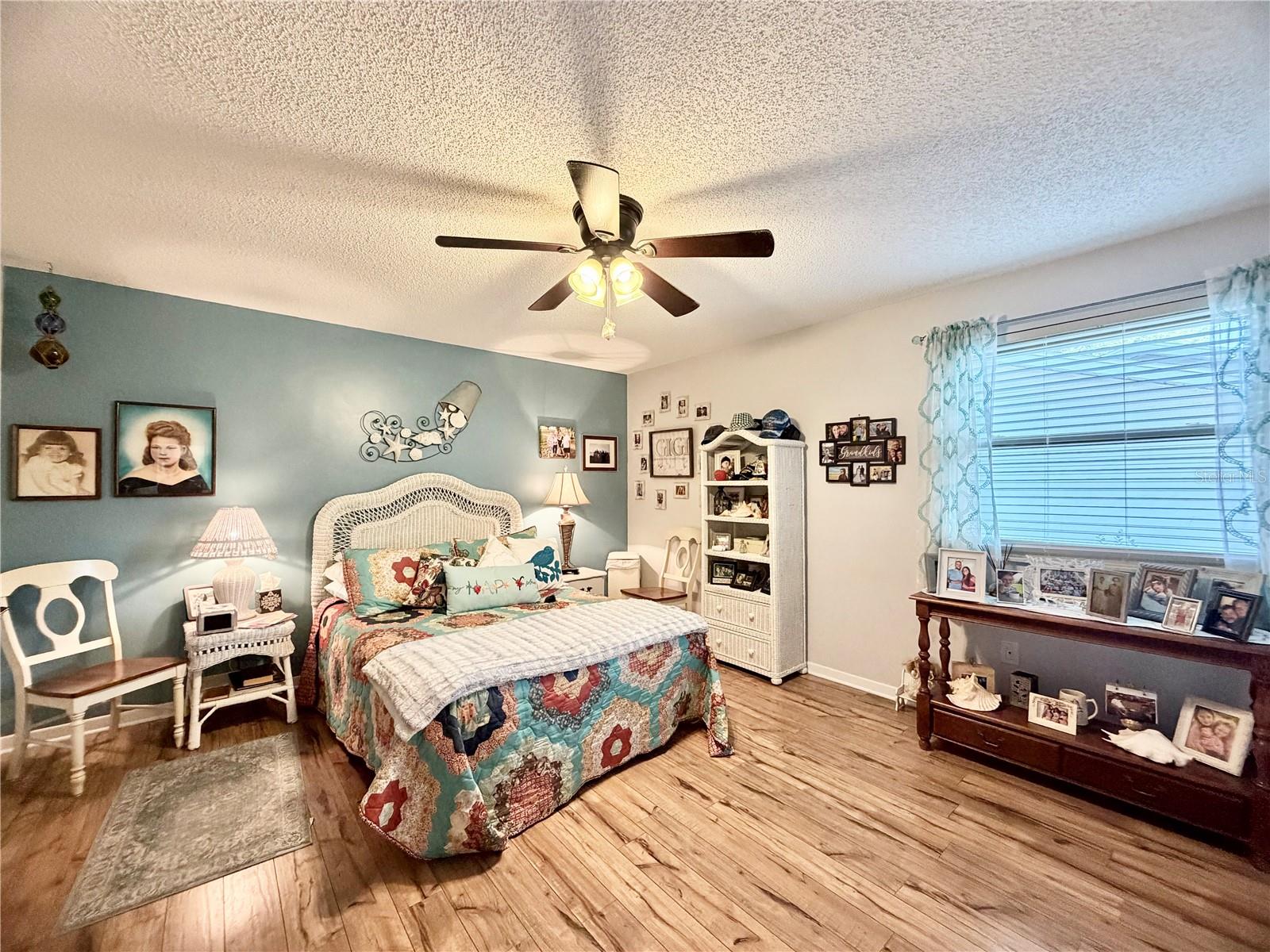 OAK RUN - Residential