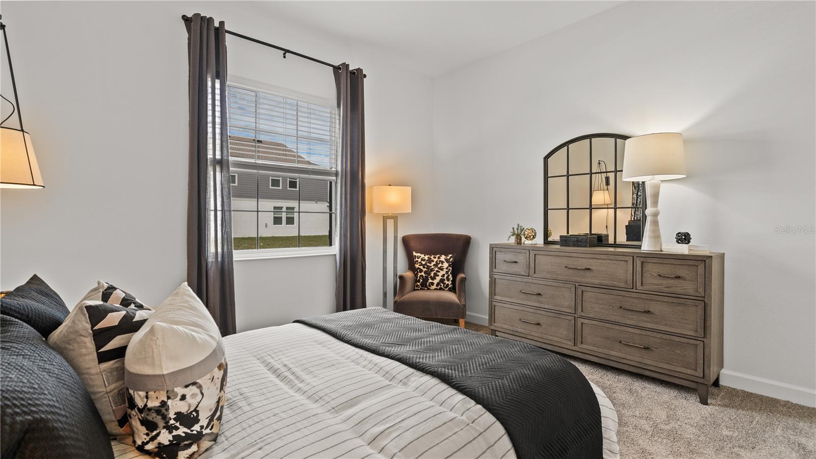 PROVIDENCE GARDEN HILLS 60'S - Residential