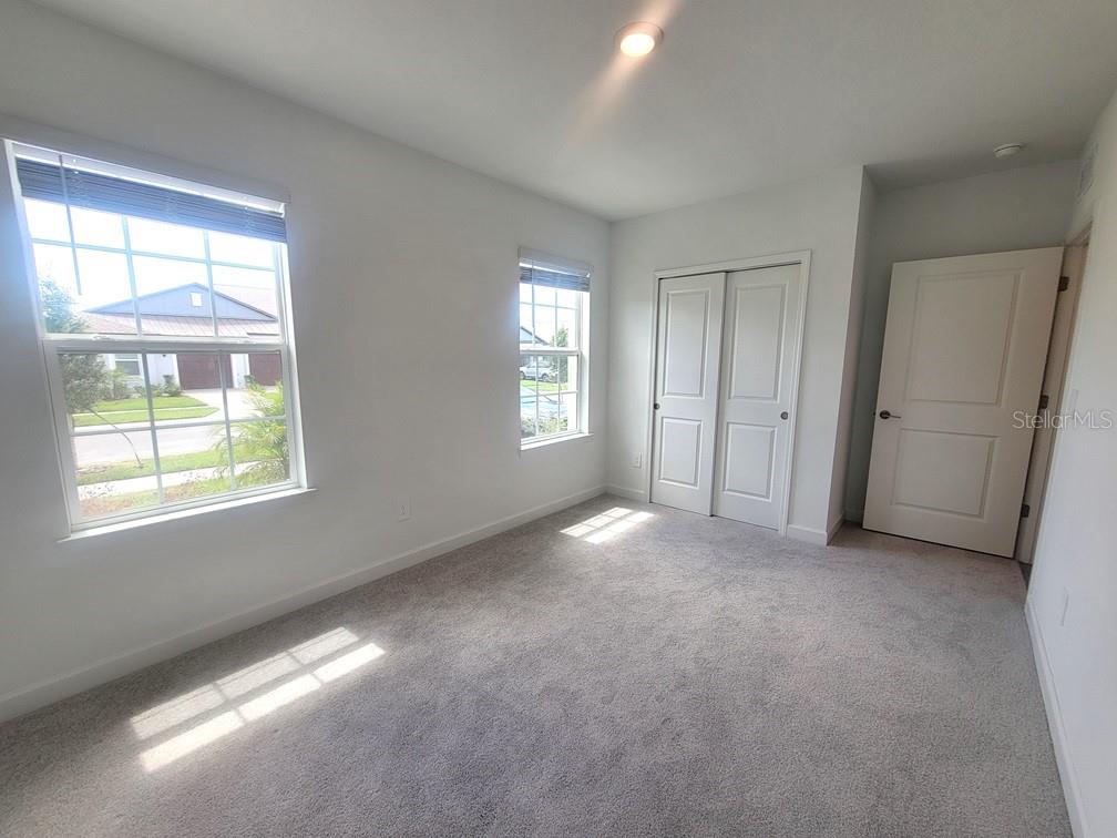 NEW PORT CORNERS PH 1B-1 - Residential Lease