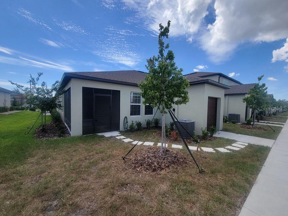 NEW PORT CORNERS PH 1B-1 - Residential Lease