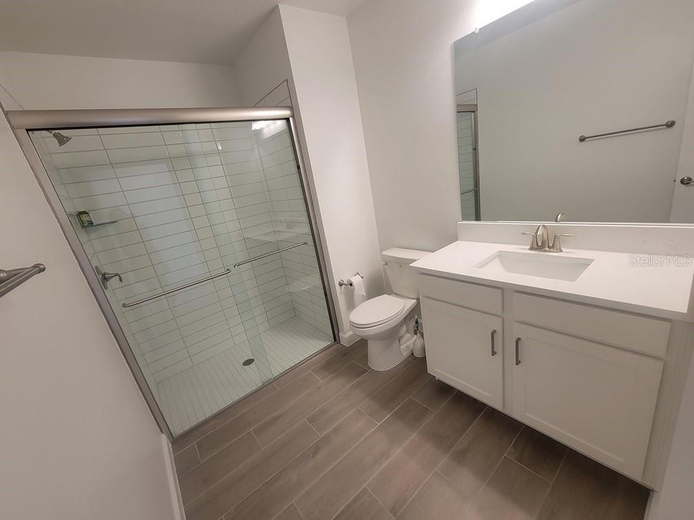 NEW PORT CORNERS PH 1B-1 - Residential Lease