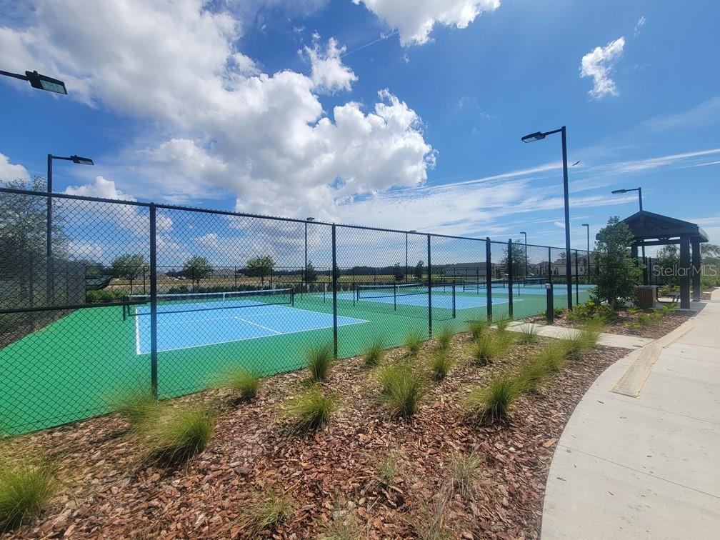 NEW PORT CORNERS PH 1B-1 - Residential Lease