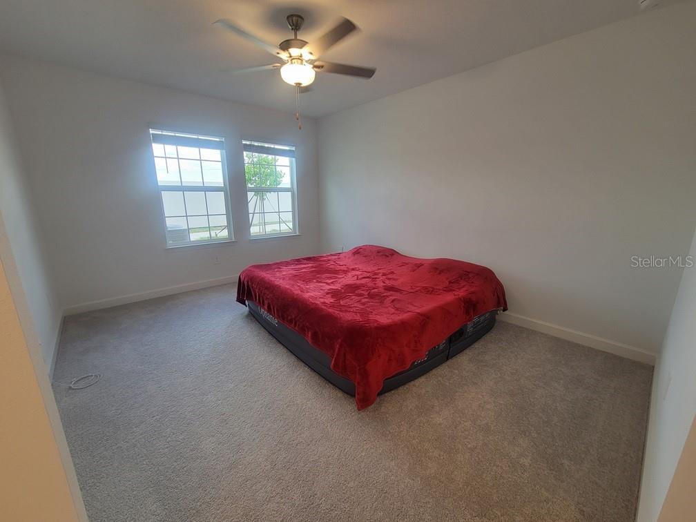 NEW PORT CORNERS PH 1B-1 - Residential Lease