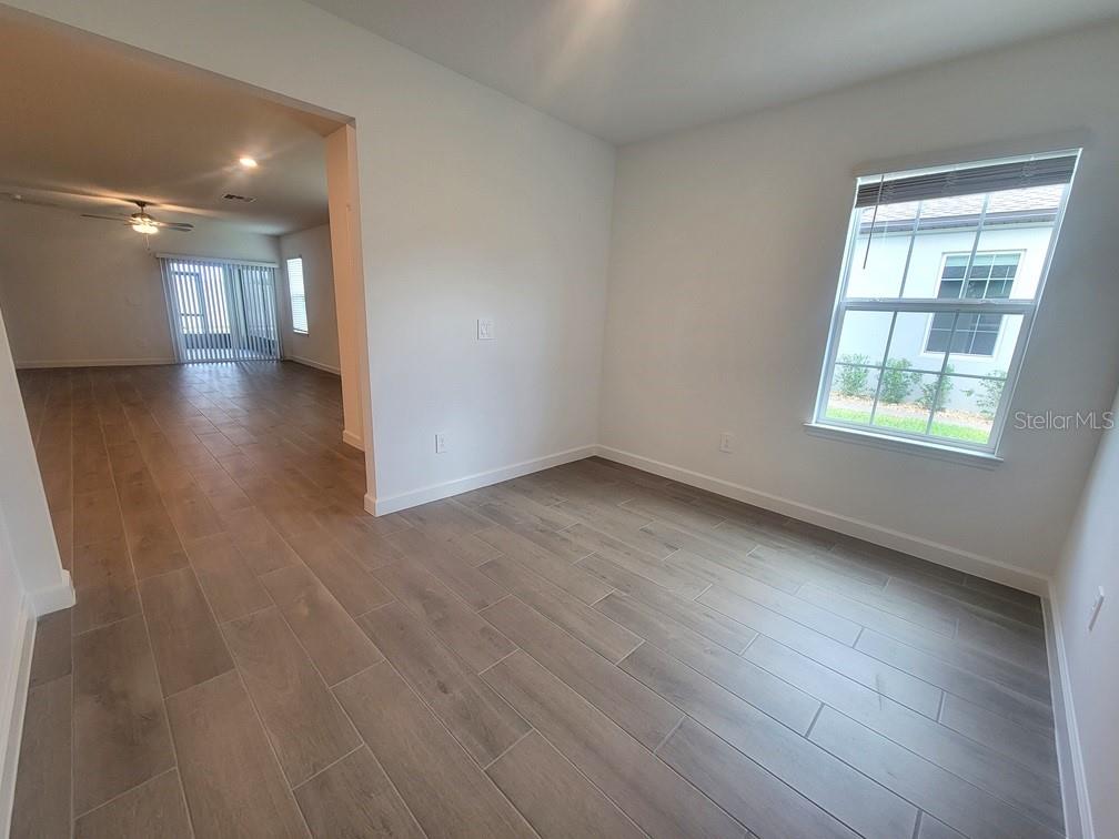NEW PORT CORNERS PH 1B-1 - Residential Lease