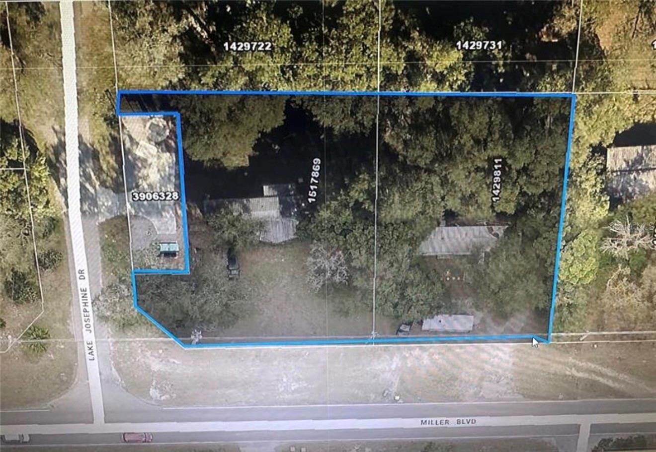 Excellent C-2 Commercial Property on 466/ Miller Blvd 0.3439 of an acre, combining both of these properties for a total of .6572 acers. See G5103910 and G103911. Combining this also gives you over 200 feet of road frontage on 466A/ Miler Blvd. In this location, you are now within a few minutes of The Villages. The sewer is on the North side of the road. (There is an option also to acquire another .30 acers to the east )