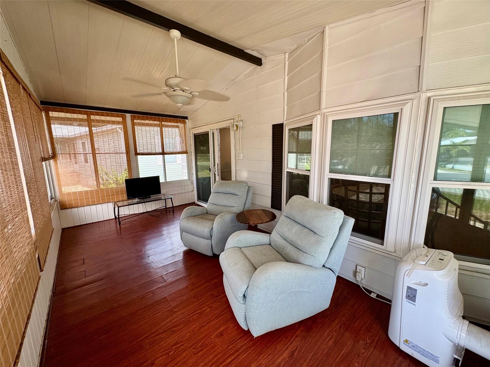 GARDEN GROVE OAKS - Residential