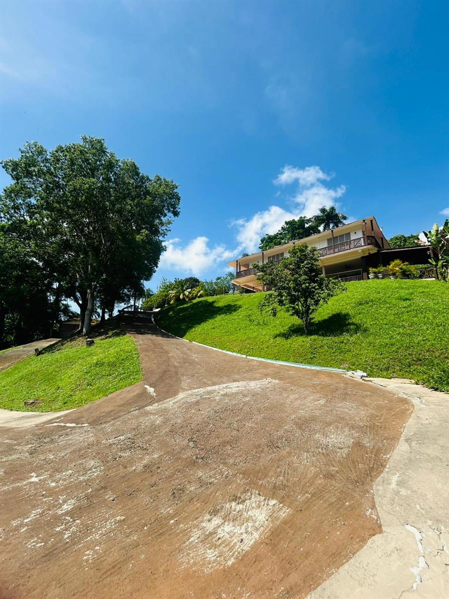 HACIENDA PASO FINO @ CARABALI - Residential