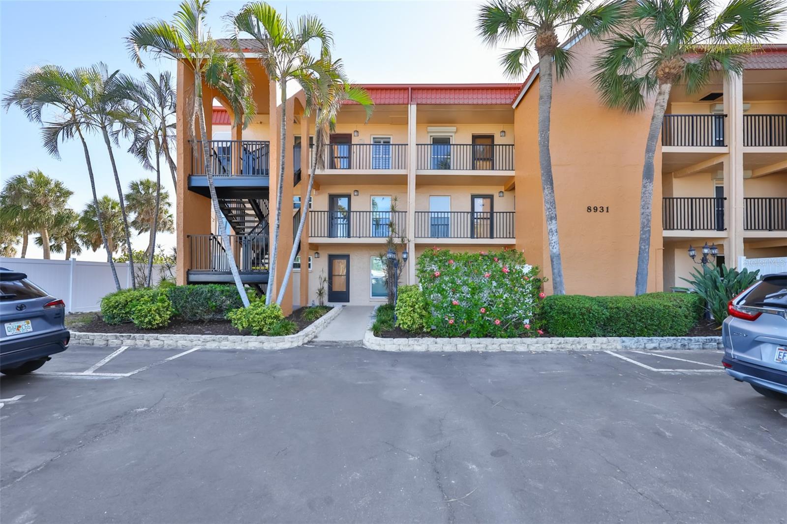 BOCA SHORES CONDO - Residential