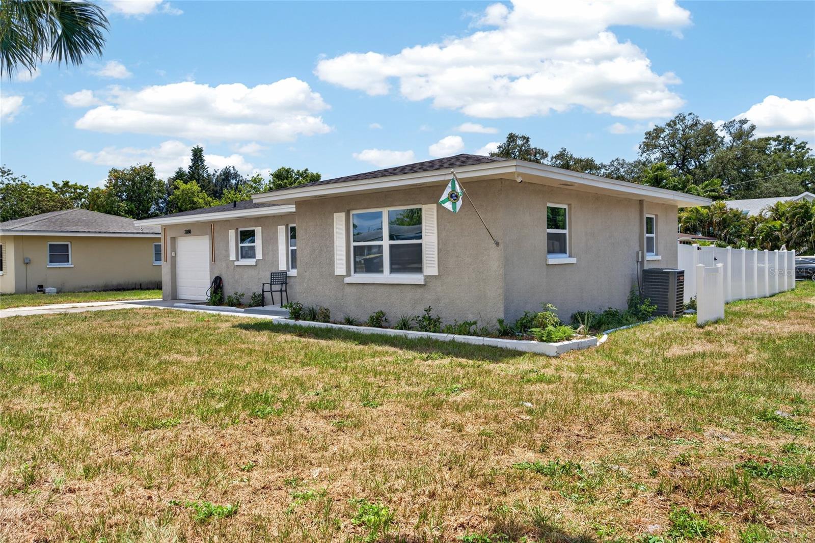 BAY TERRACE & BAY TERRACE ADD - Residential
