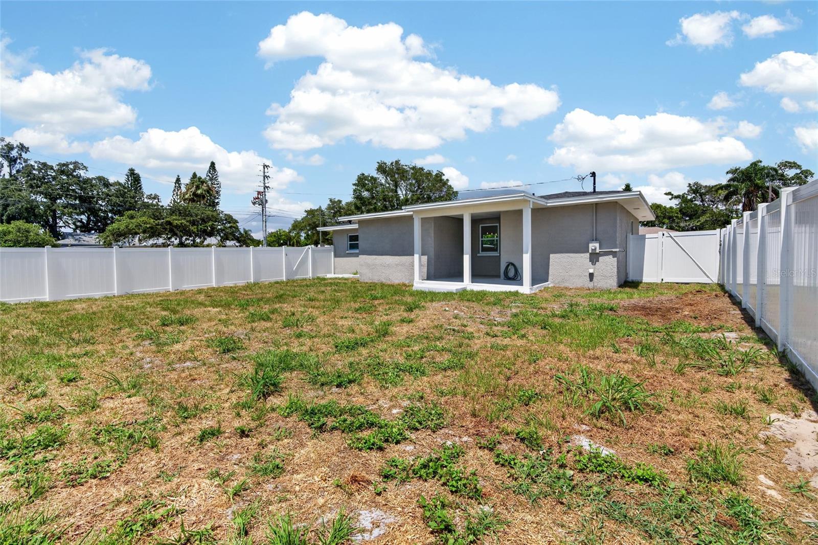 BAY TERRACE & BAY TERRACE ADD - Residential