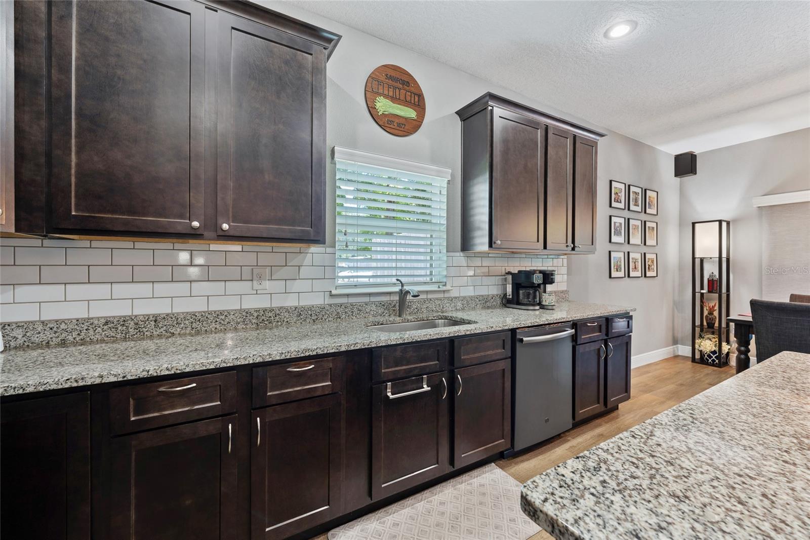SAN LANTA - Residential