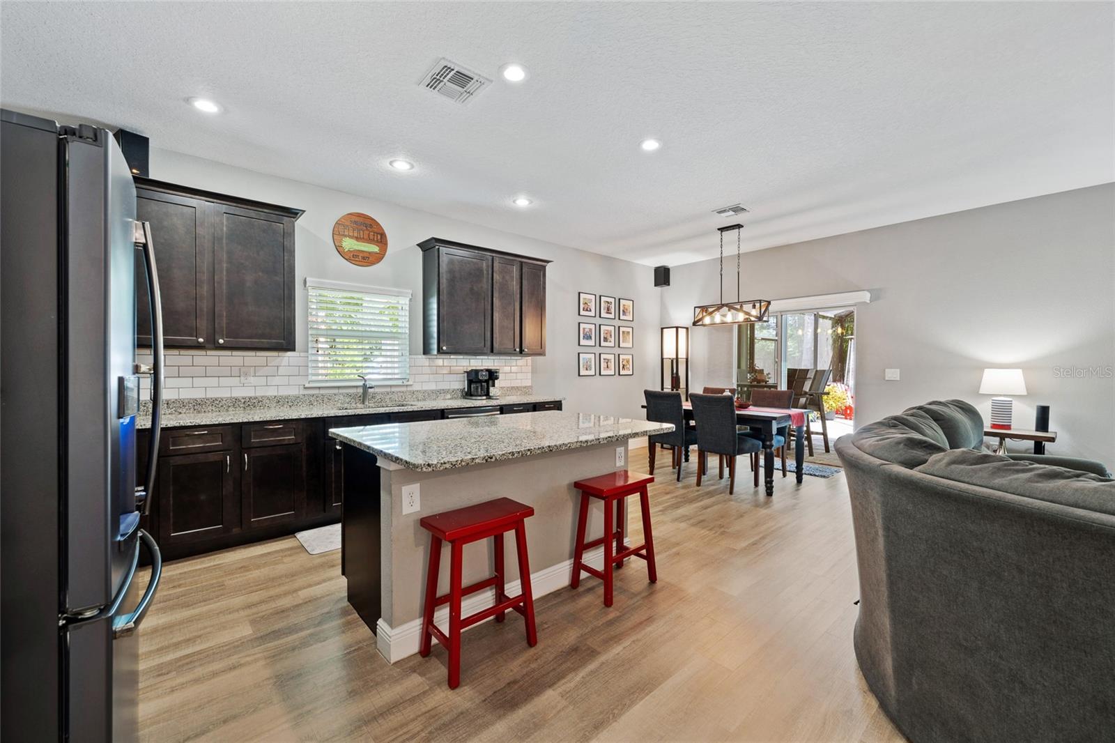 SAN LANTA - Residential
