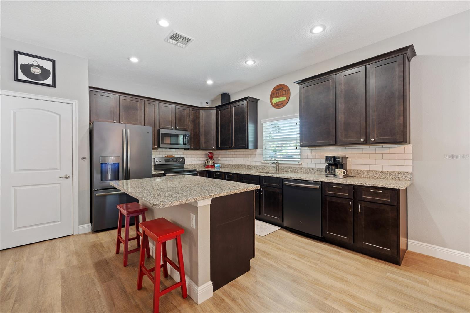 SAN LANTA - Residential