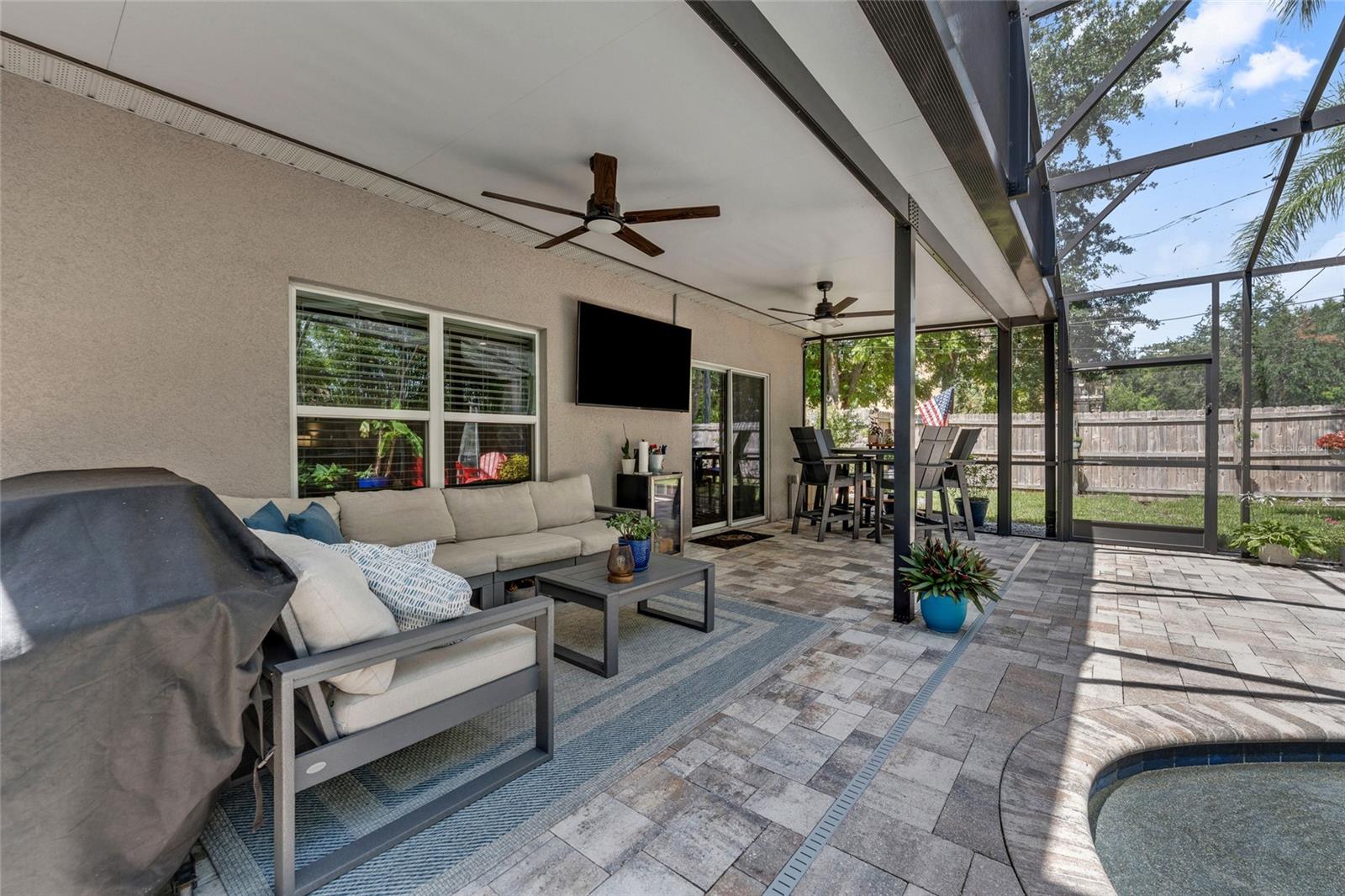 SAN LANTA - Residential