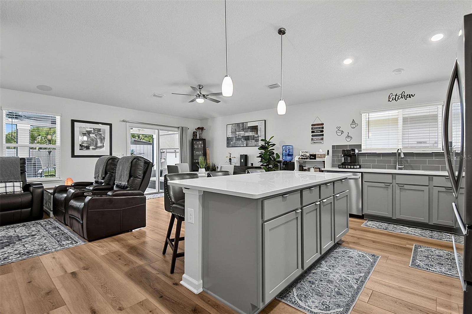 BEACH PARK VILLAGE - Residential