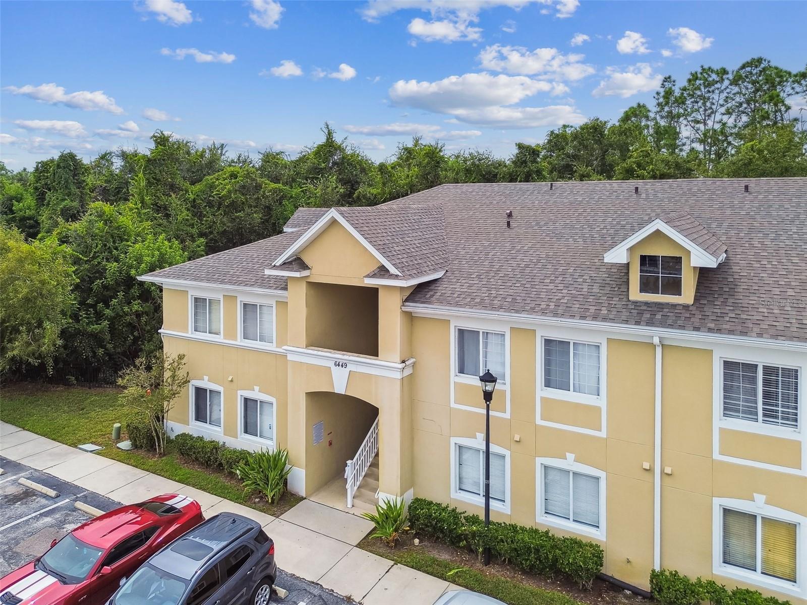VILLAGES OF BLOOMINGDALE CONDO - Residential
