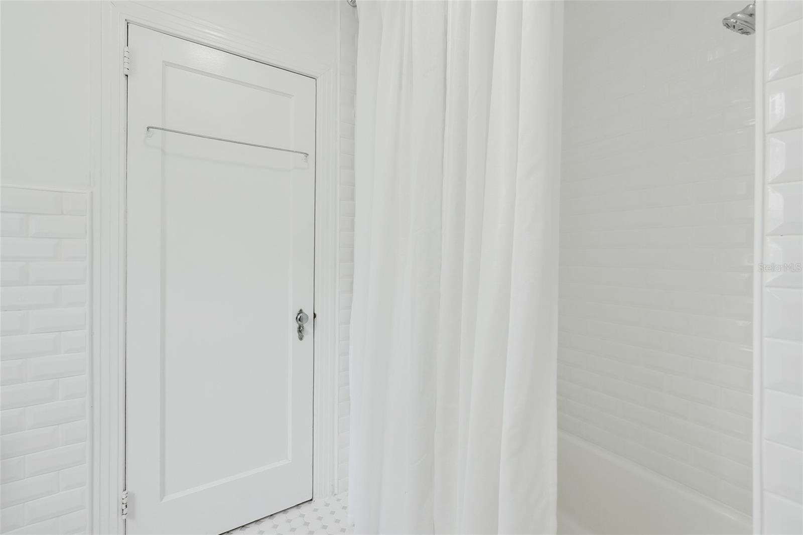 EUSTIS - Residential