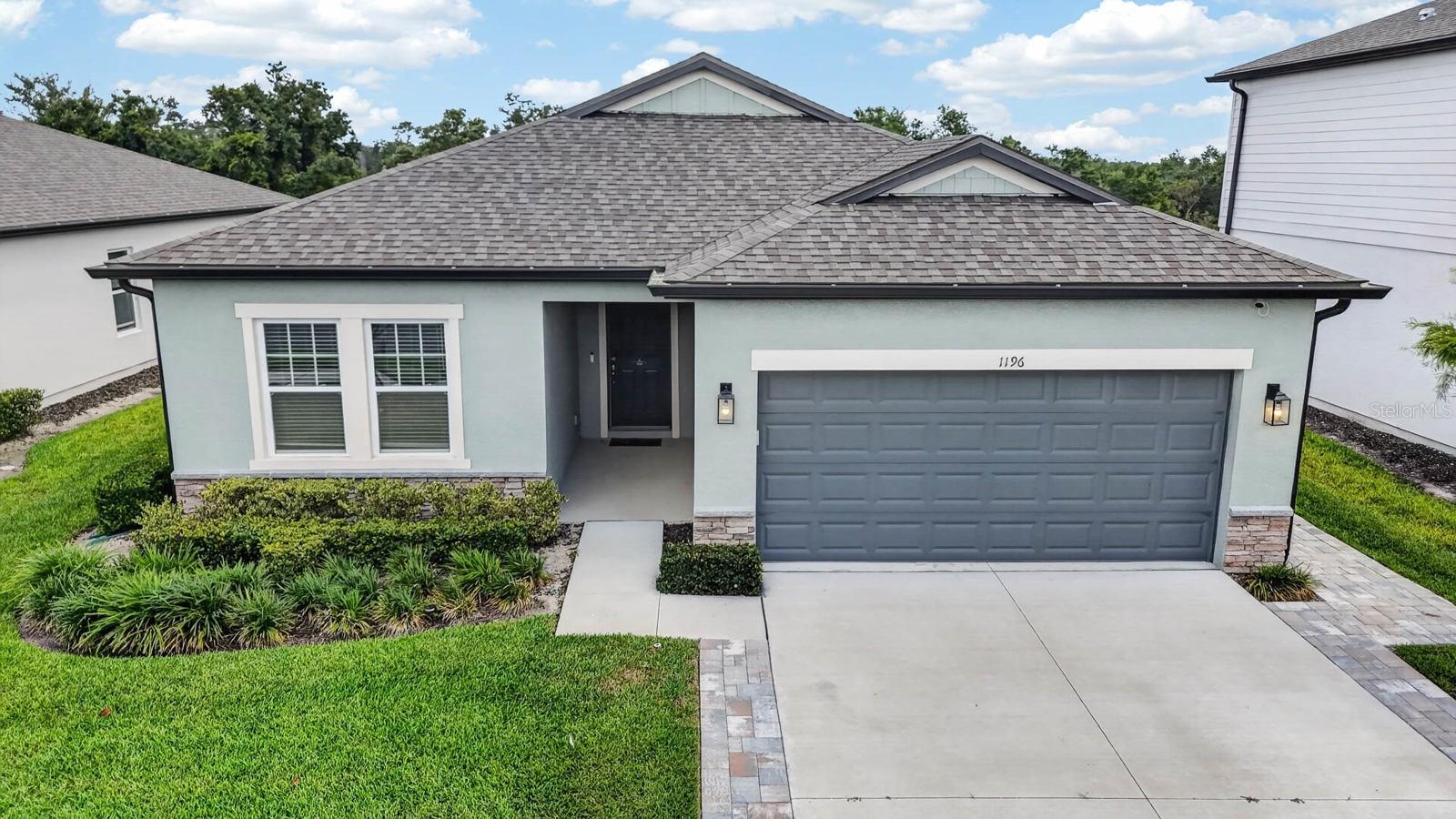 HAMPTON OAKS - Residential