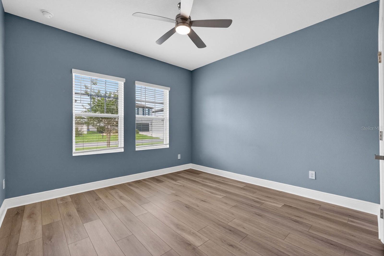 HAMPTON OAKS - Residential