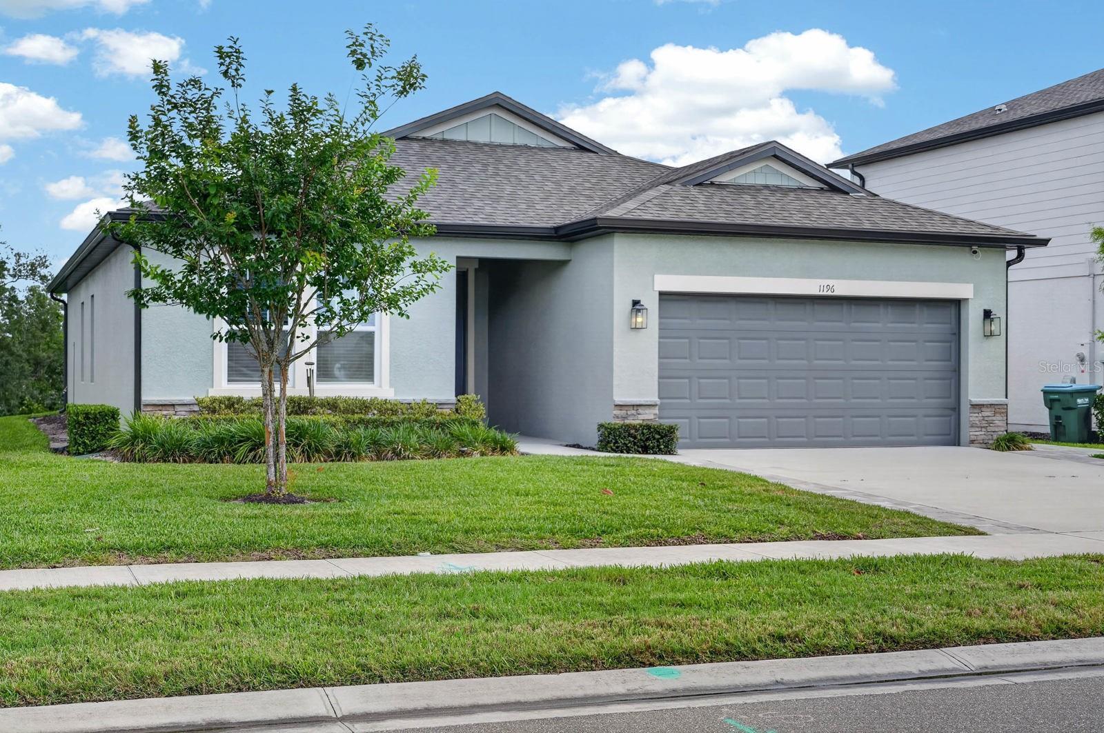 HAMPTON OAKS - Residential