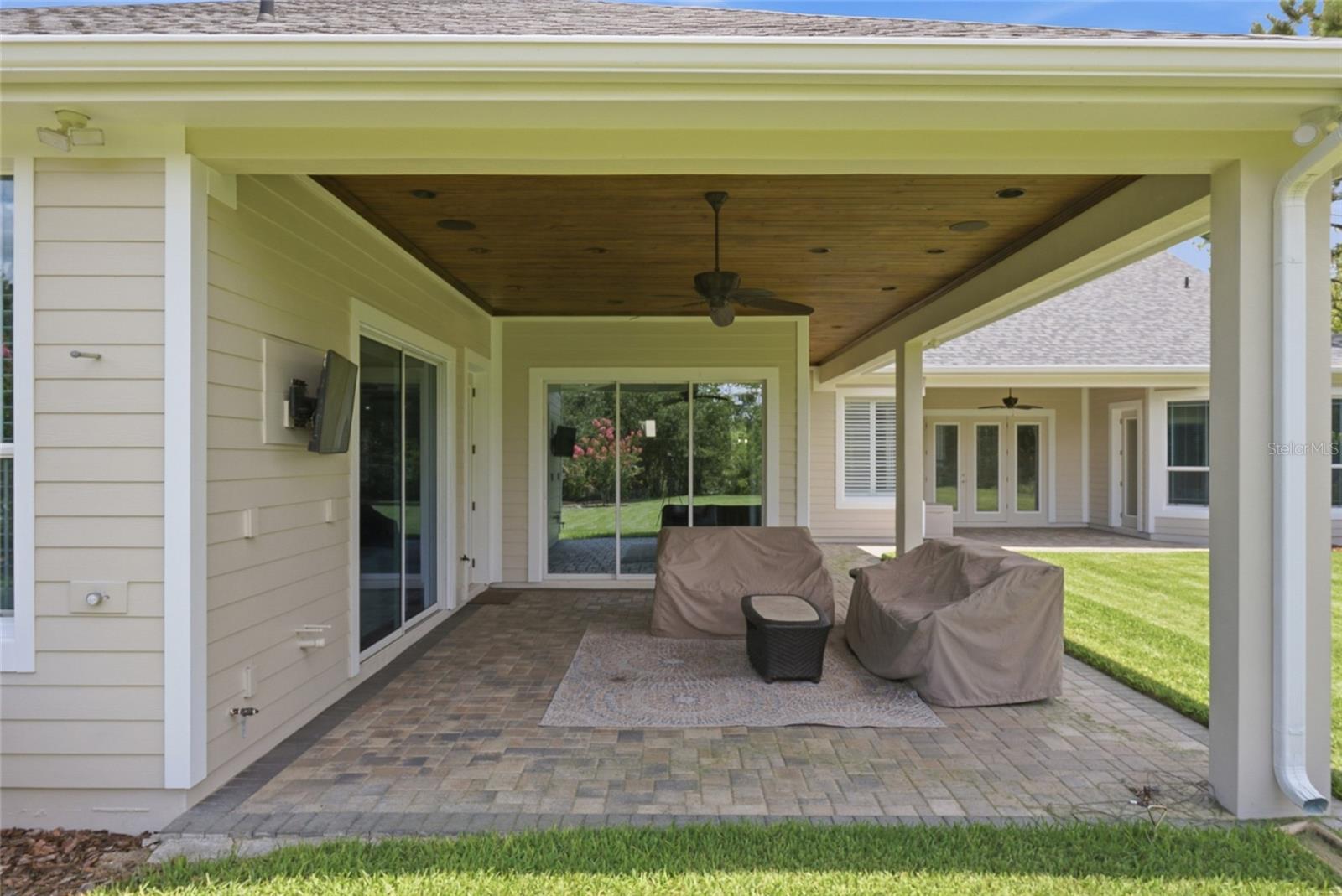 WELLINGTON MANOR PH 2 - Residential