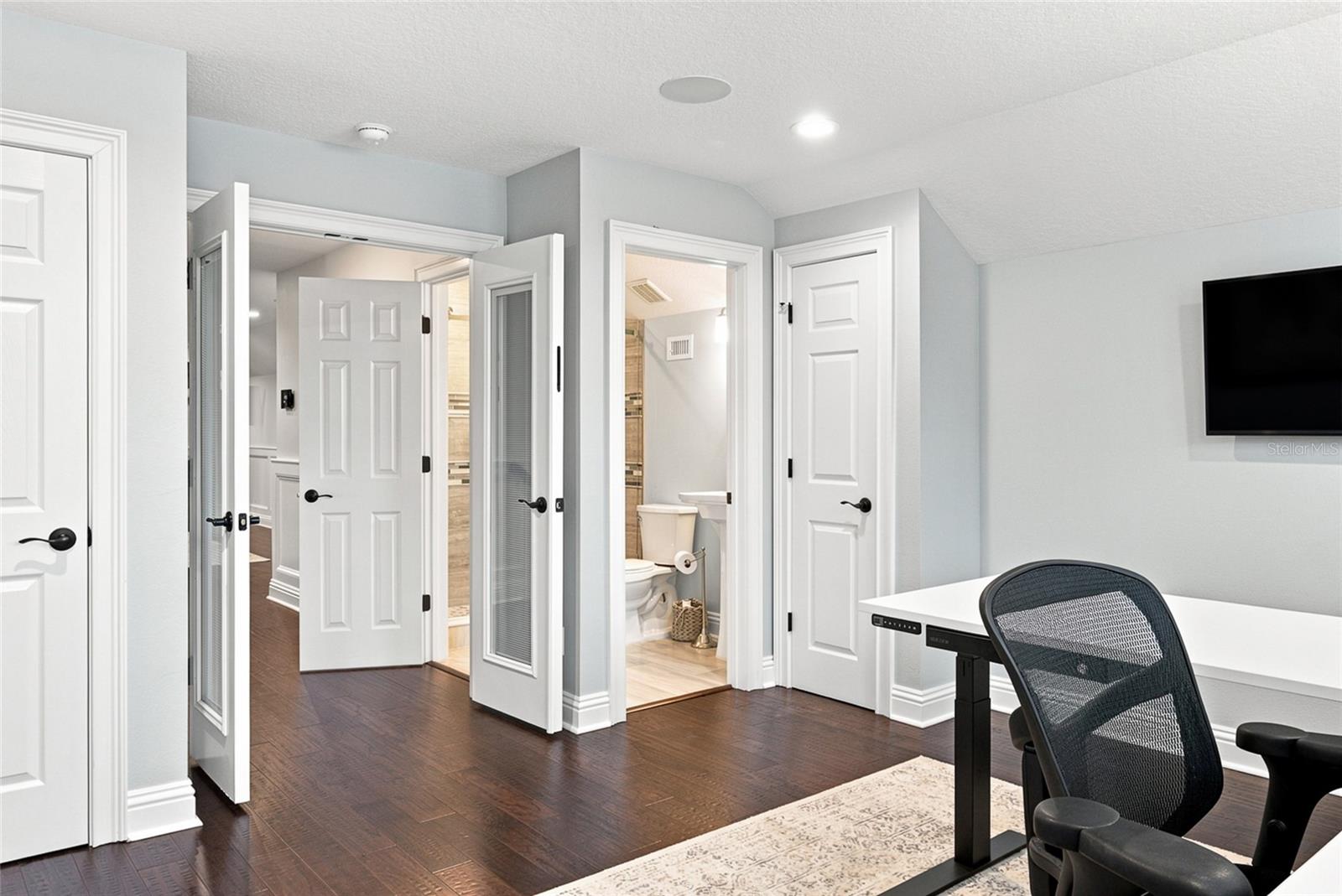 WELLINGTON MANOR PH 2 - Residential