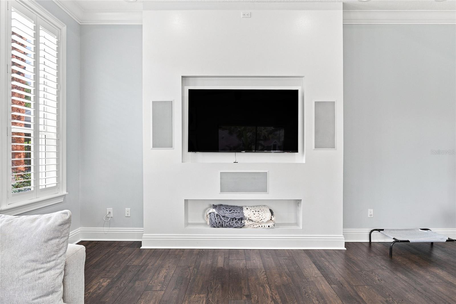 WELLINGTON MANOR PH 2 - Residential