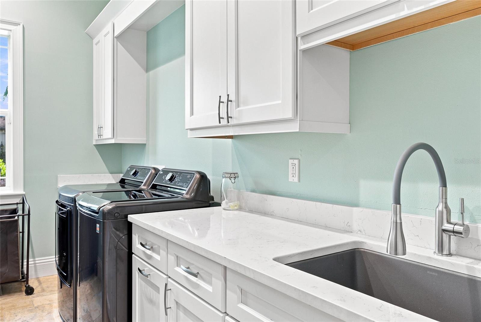 WELLINGTON MANOR PH 2 - Residential