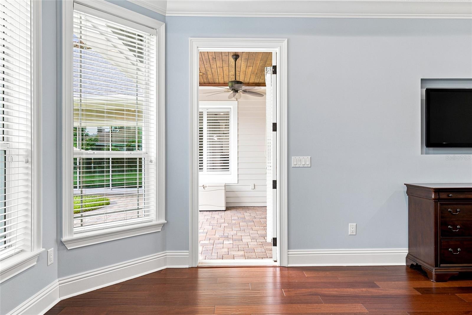 WELLINGTON MANOR PH 2 - Residential